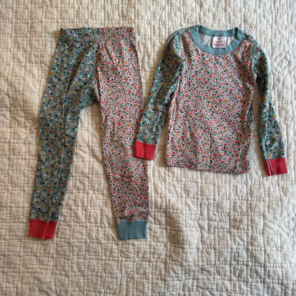 Hanna Andersson Organic Cotton Ditsy Floral Print Pajama Set — Size 5